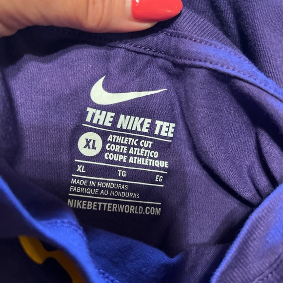 3/$12 Women's LSU the nike tee extra large purple - Picture 10 of 10